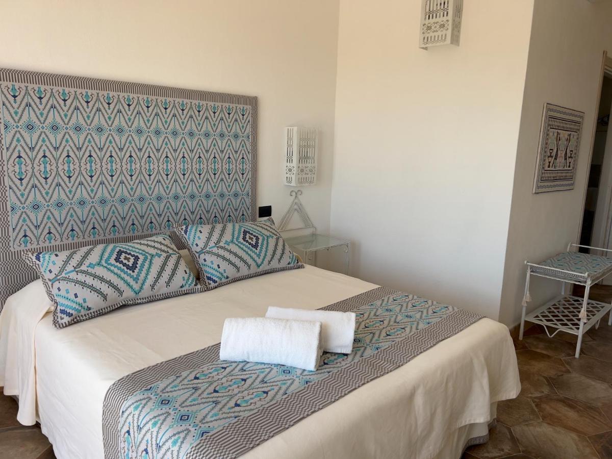Hotel Altura Villasimius Exterior foto